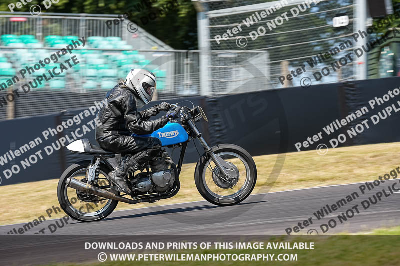 cadwell park;cadwell park photographs;cadwell trackday photographs;enduro digital images;event digital images;eventdigitalimages;peter wileman photography;racing digital images;trackday digital images;trackday photos